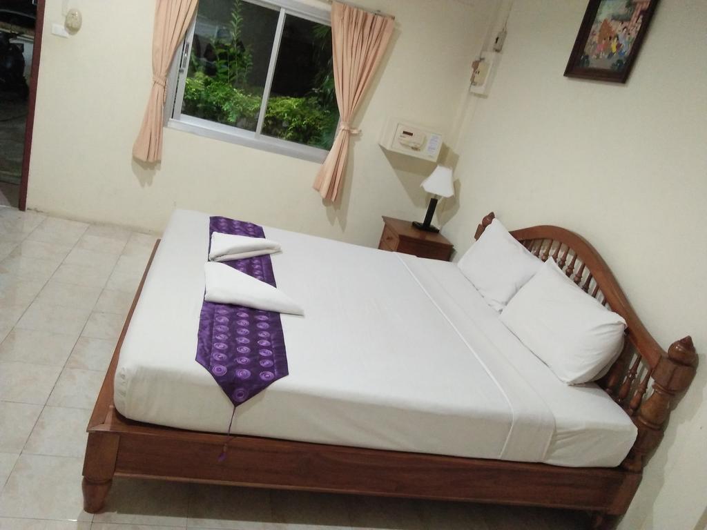 Saver Guesthouse Chaweng Beach Buitenkant foto