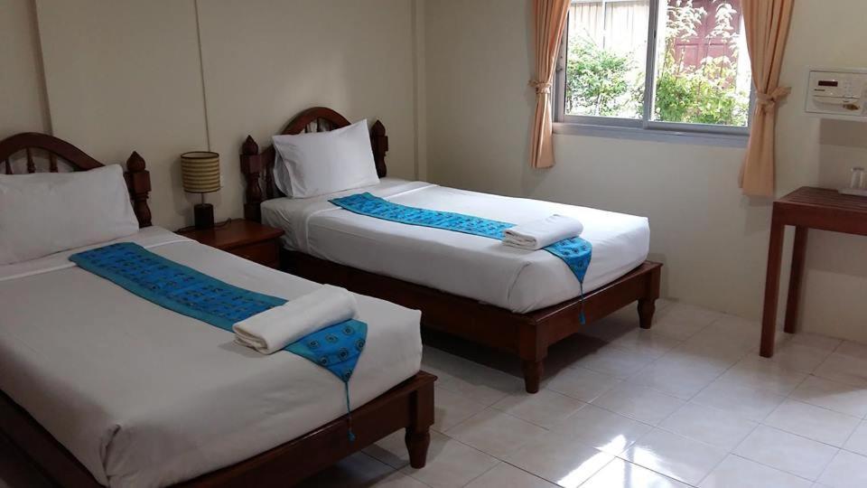 Saver Guesthouse Chaweng Beach Buitenkant foto