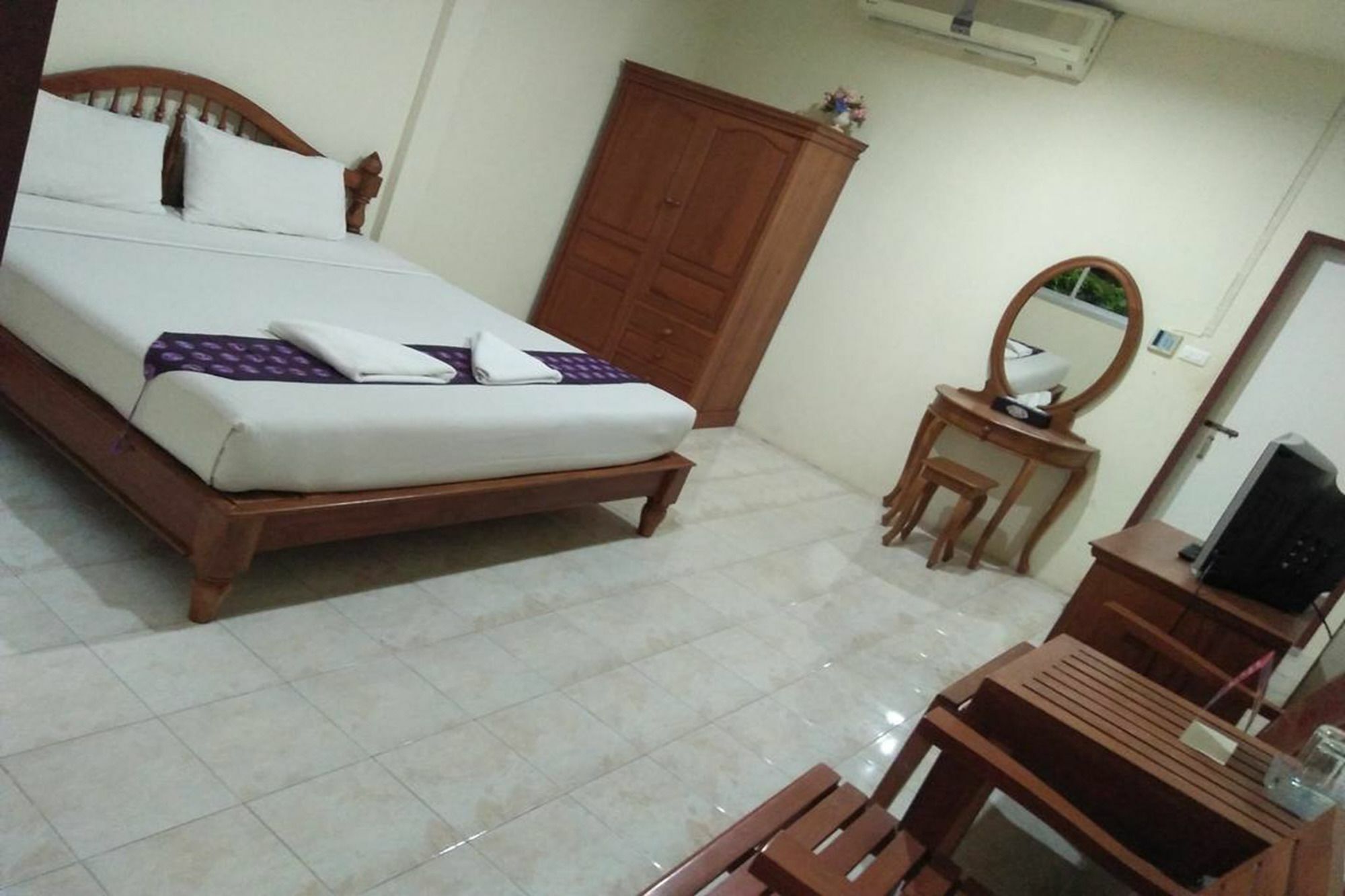 Saver Guesthouse Chaweng Beach Buitenkant foto