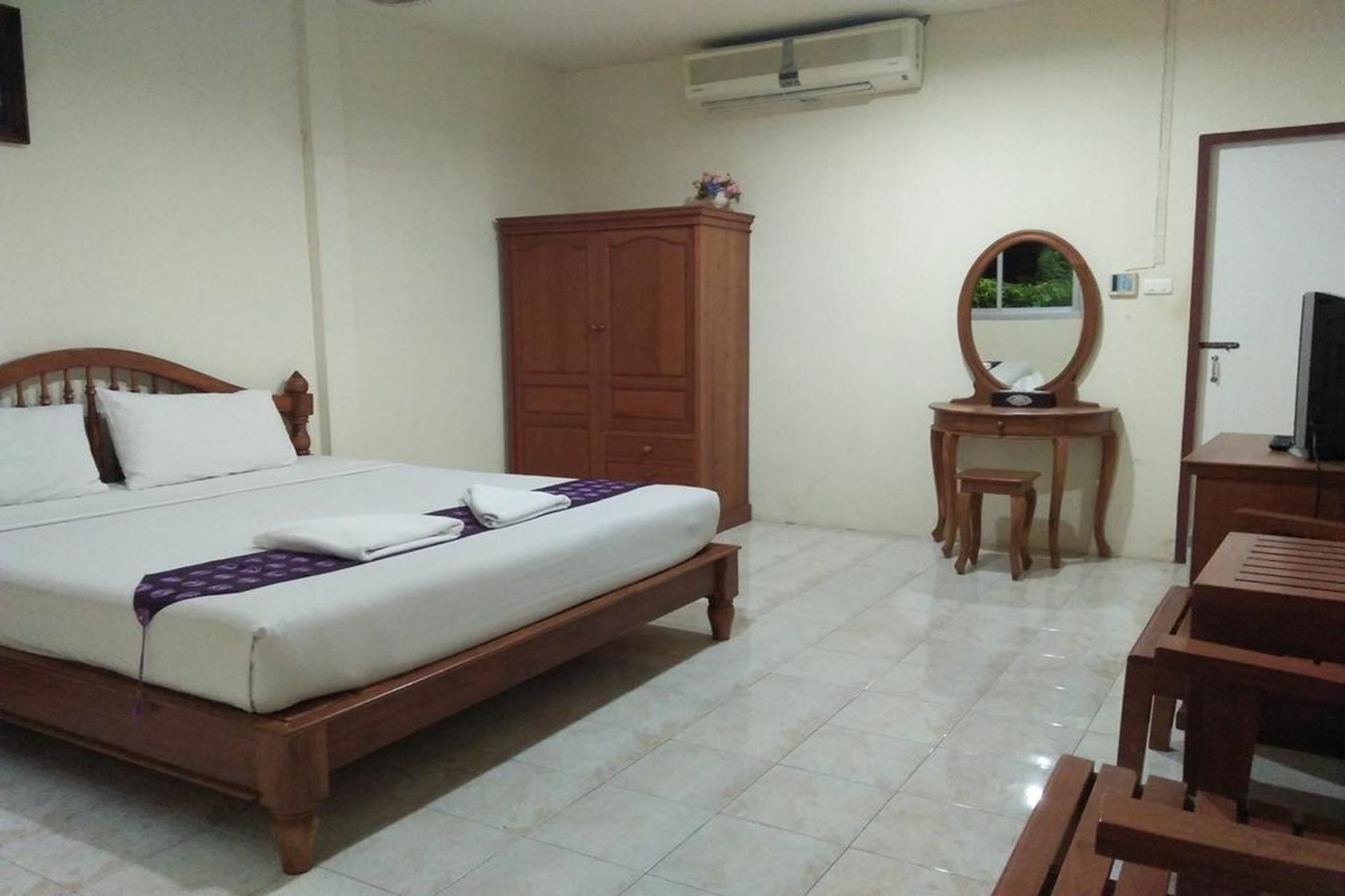 Saver Guesthouse Chaweng Beach Buitenkant foto