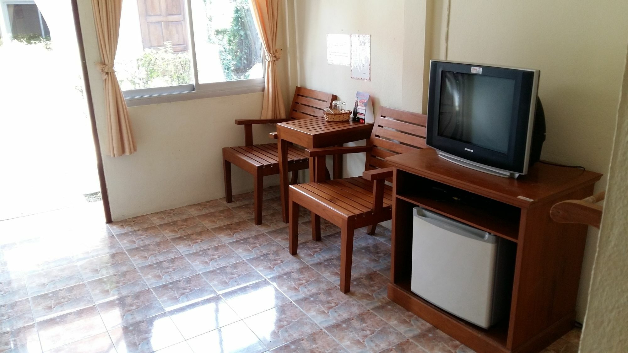 Saver Guesthouse Chaweng Beach Buitenkant foto